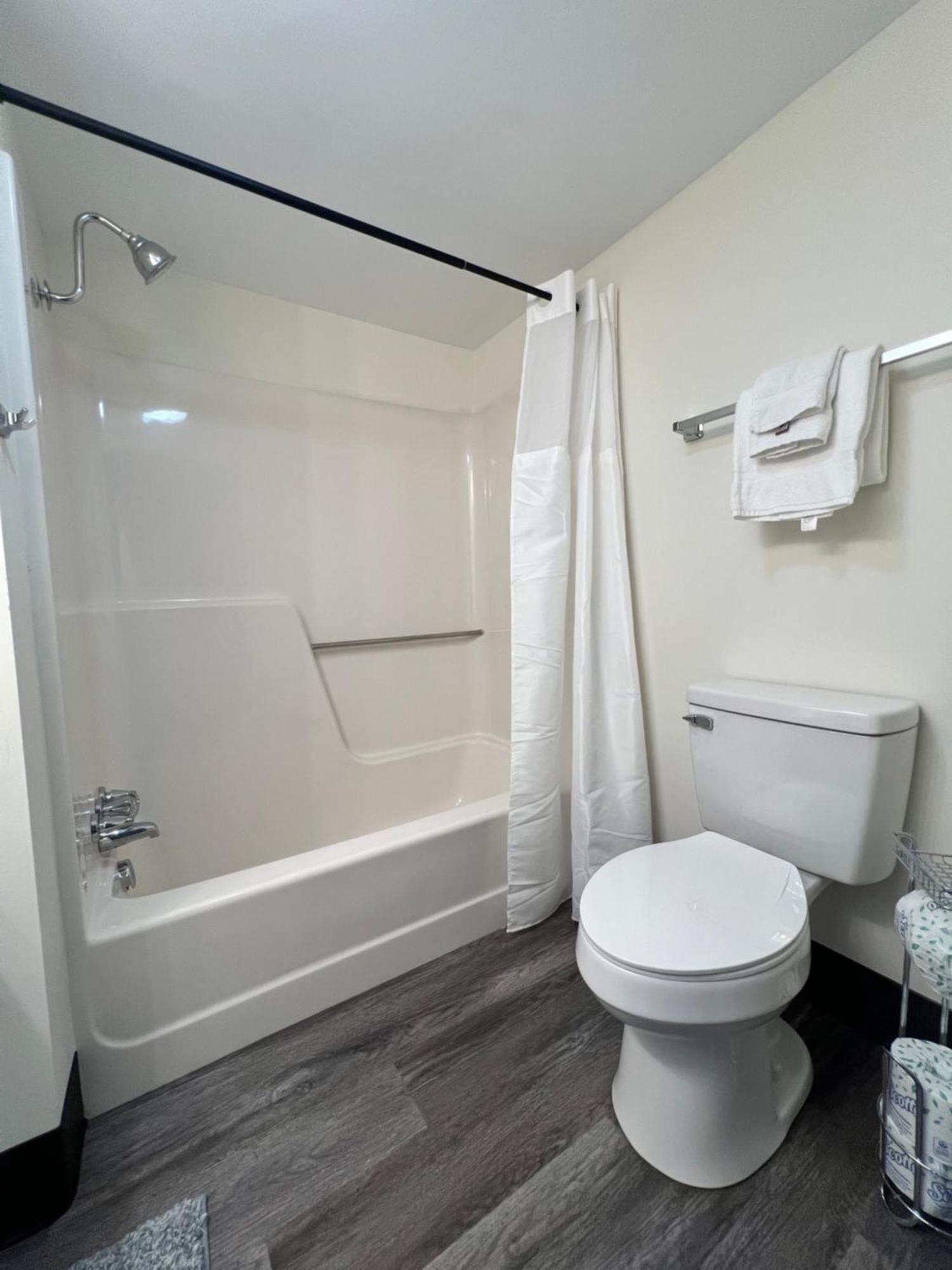 River City Inn Parsons Extérieur photo