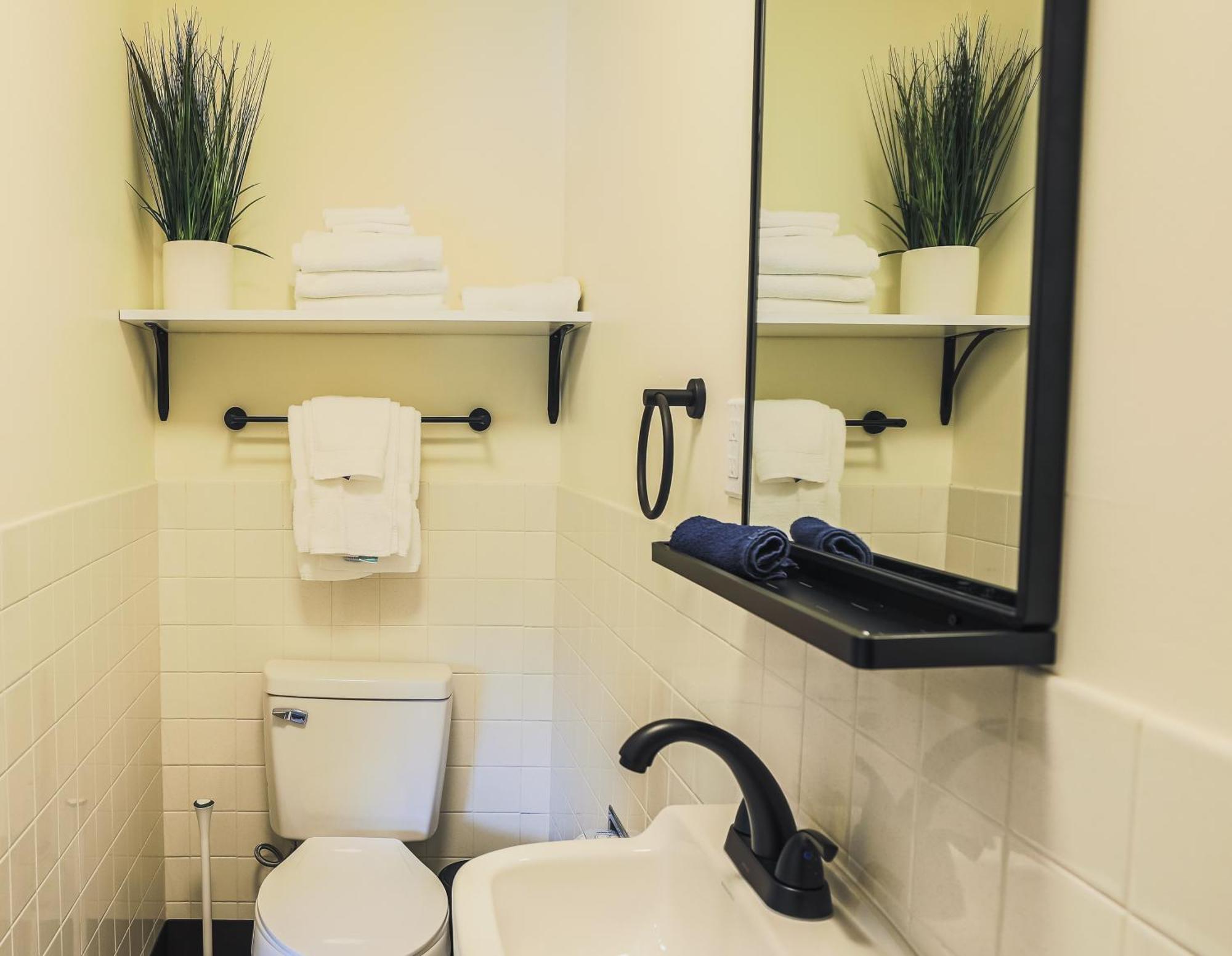 River City Inn Parsons Extérieur photo