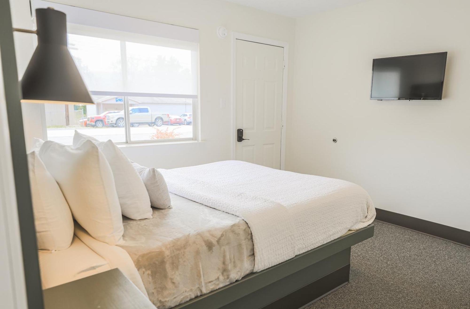 River City Inn Parsons Extérieur photo