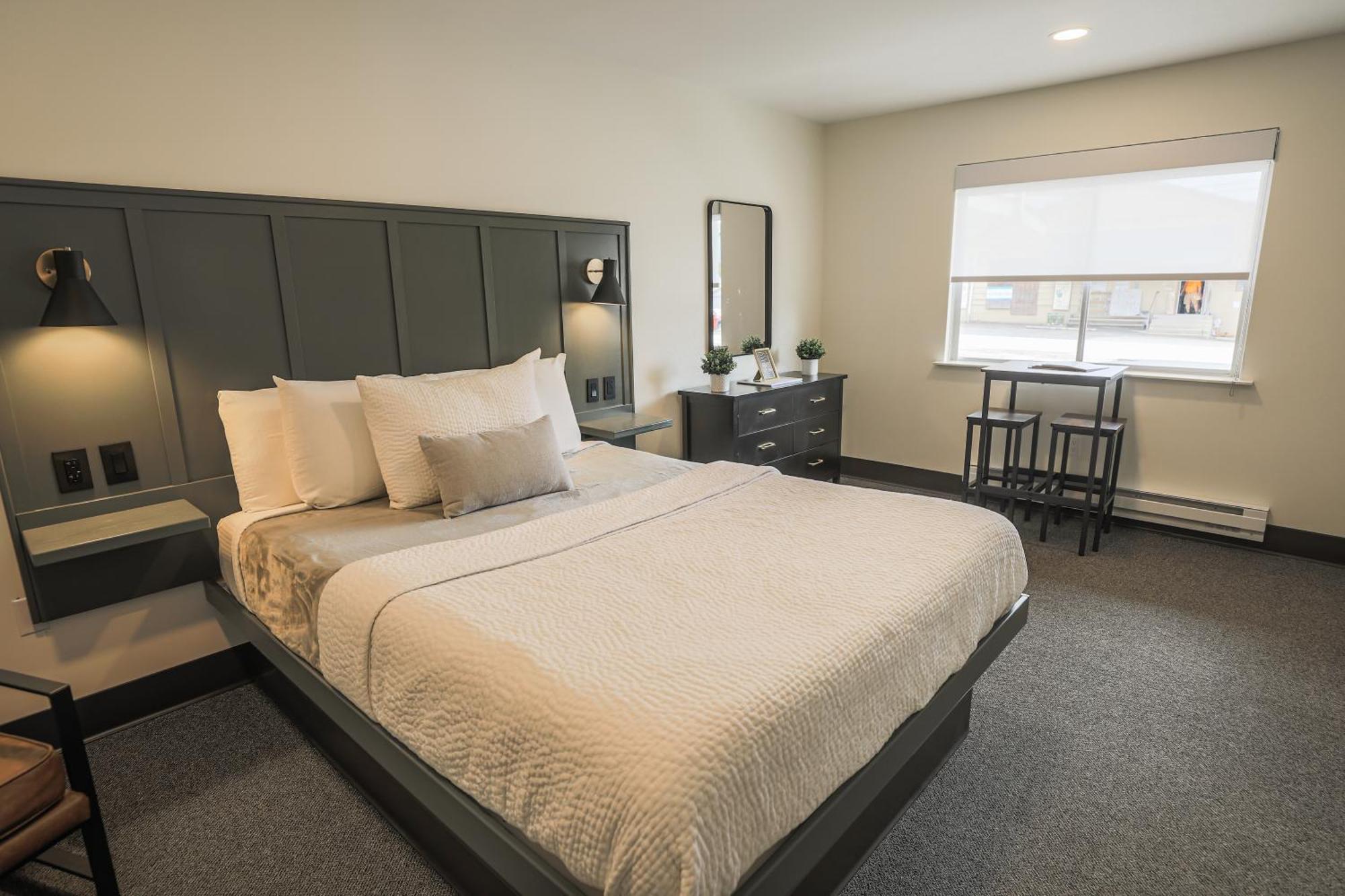 River City Inn Parsons Extérieur photo
