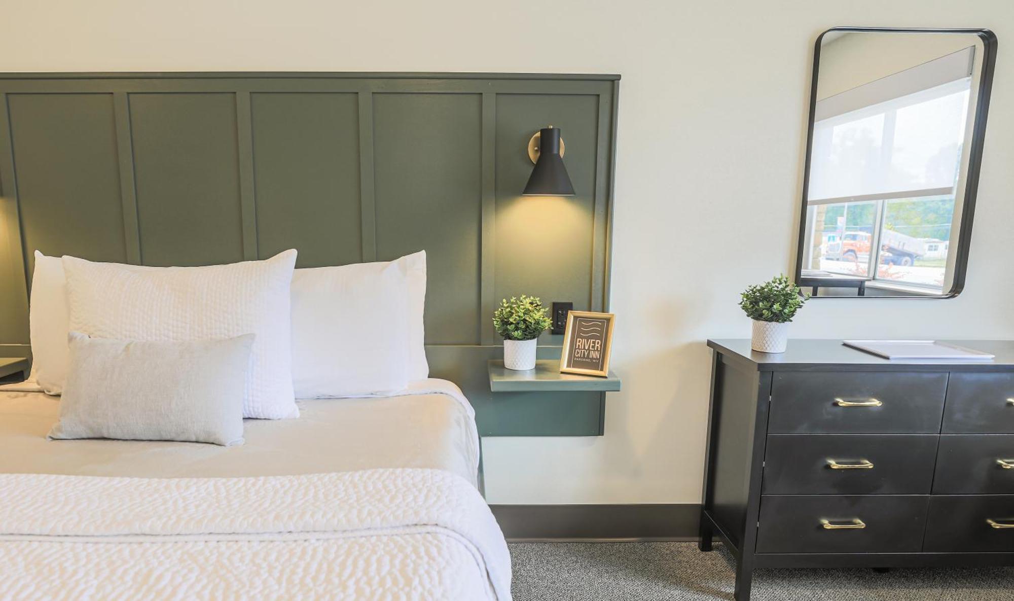 River City Inn Parsons Extérieur photo