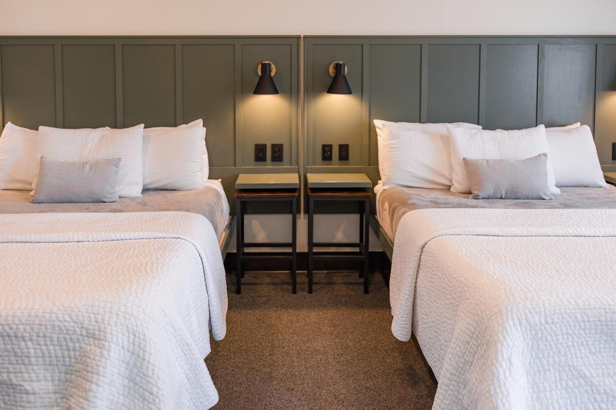 River City Inn Parsons Extérieur photo